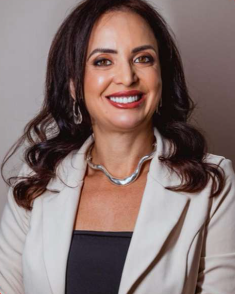 Profa. Lorena Lisita
